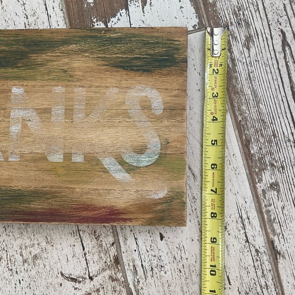 GIVE THANKS slightly distressed sign!Perfect for THANKSGIVING and ALL YEAR🍁☀️❄️ - Picture 3 of 8